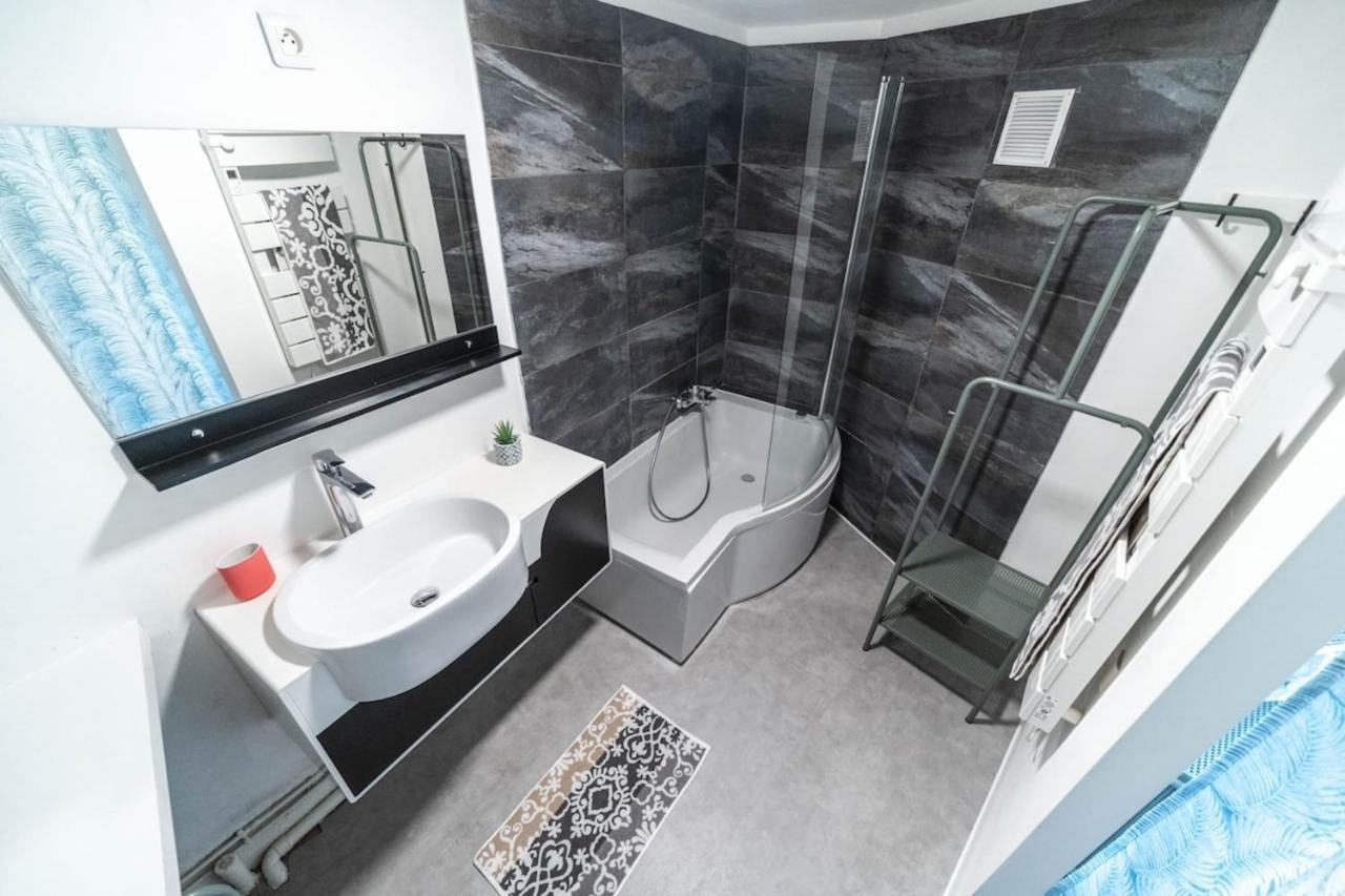 Apartament Le Miami - Chaleureux 4 Pers- Oullins Centre- Lyon Zewnętrze zdjęcie